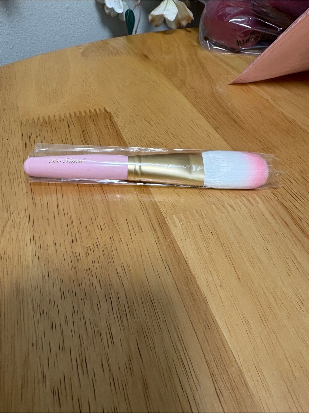 Too Faced Flatbuki Brush, makeup brush for powder,blush or bronzer, NWOB, no Box
